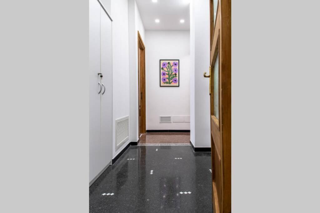 Largodoria - Viaarchivolto, Box Auto Privato Incluso Apartment Albenga Bagian luar foto